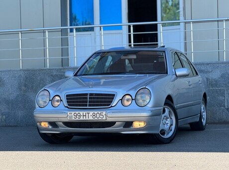 Mercedes E 270