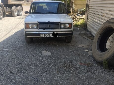 LADA (VAZ) 2107