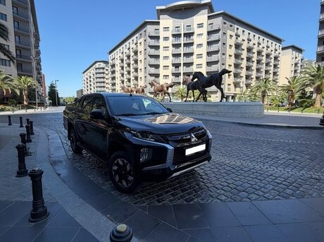 Mitsubishi L200