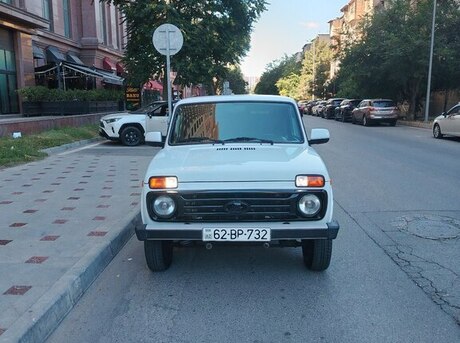 LADA (VAZ) Niva