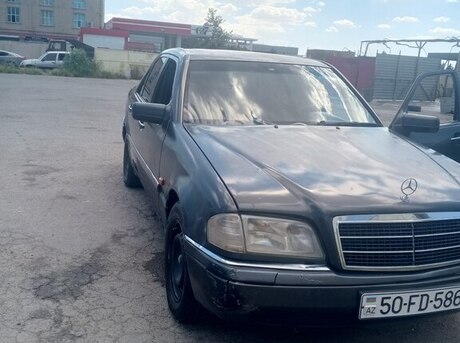 Mercedes C 220