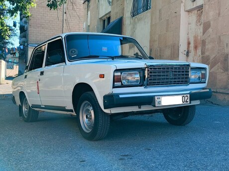 LADA (VAZ) 2107