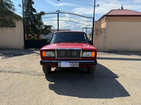 LADA (VAZ) 2107
