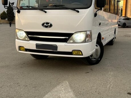 Hyundai County