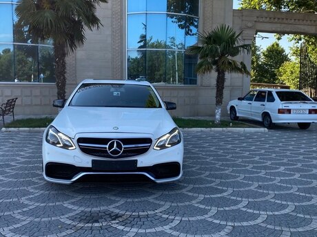 Mercedes E 250