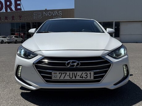 Hyundai Elantra