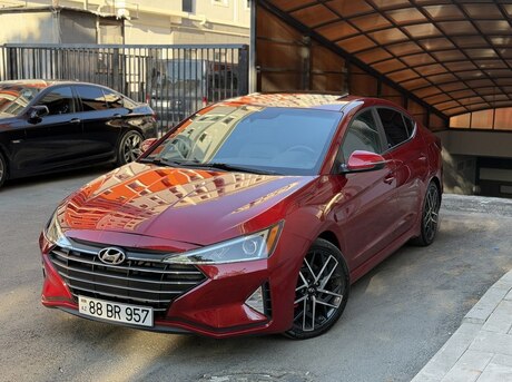 Hyundai Elantra