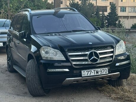 Mercedes GL 550 4MATIC