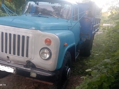 GAZ 53