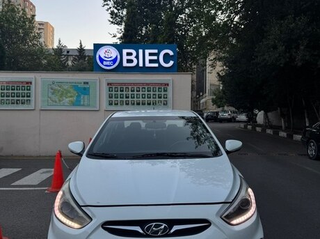 Hyundai Accent