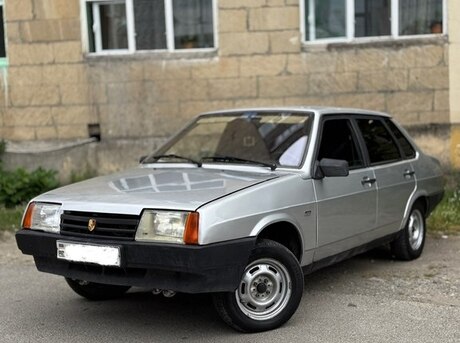 LADA (VAZ) 21099