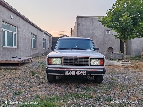 LADA (VAZ) 2107