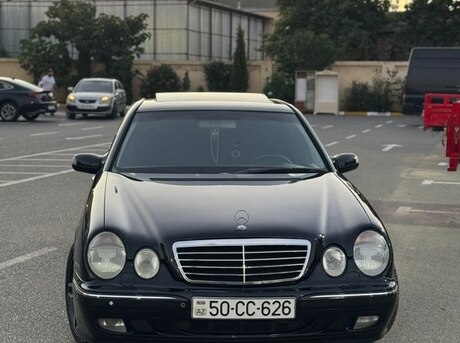 Mercedes E 240