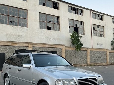 Mercedes C 220
