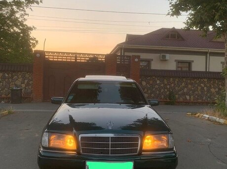 Mercedes C 220