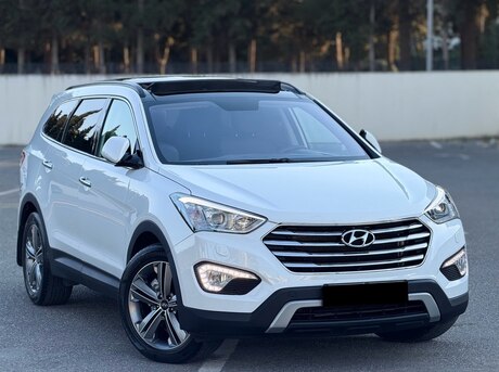Hyundai Grand Santa Fe