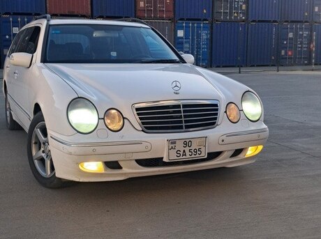 Mercedes E 240