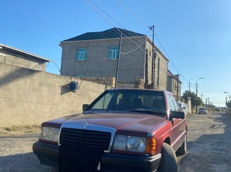 Mercedes 190