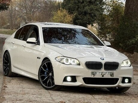 BMW 528