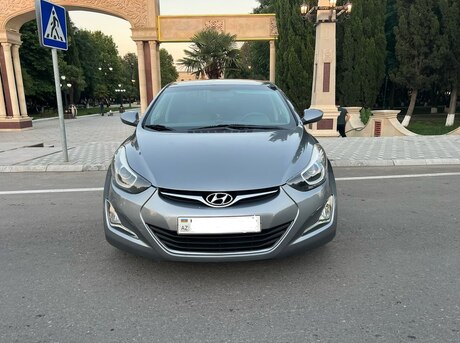 Hyundai Elantra