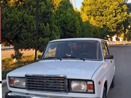 LADA (VAZ) 2107
