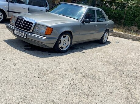 Mercedes 300 D