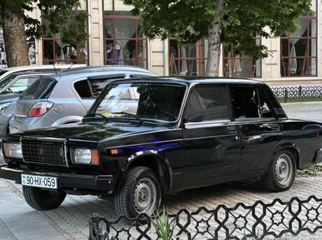 LADA (VAZ) 2107