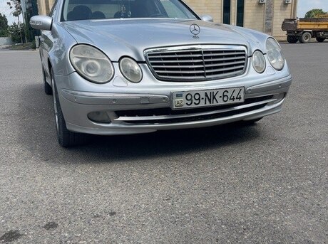 Mercedes E 270