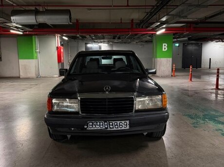 Mercedes 190