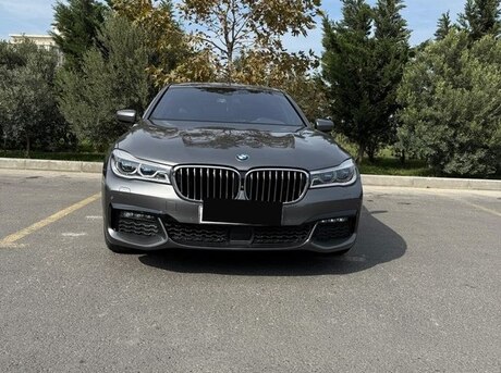 BMW 740