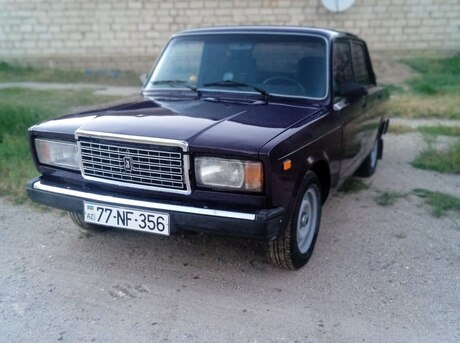 LADA (VAZ) 2107