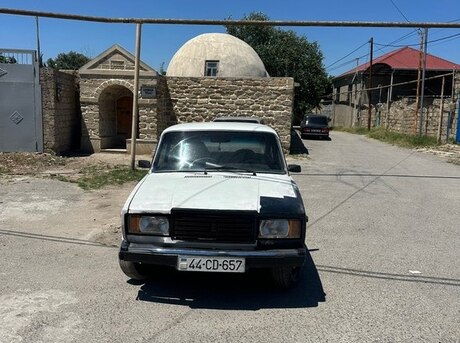 LADA (VAZ) 2107
