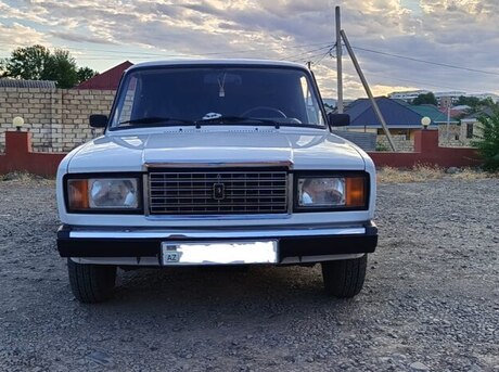 LADA (VAZ) 2107
