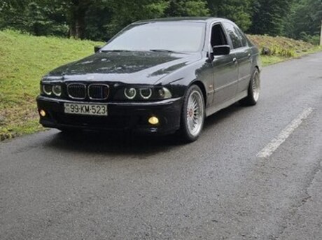 BMW 523