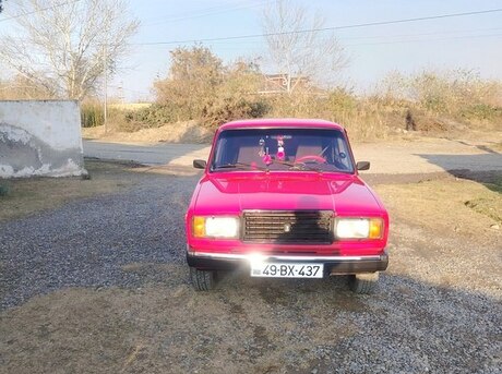LADA (VAZ) 2107