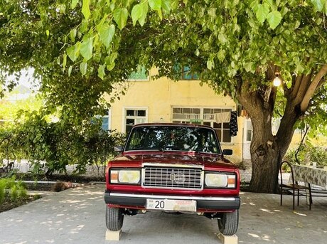 LADA (VAZ) 2107