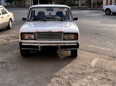 LADA (VAZ) 2107