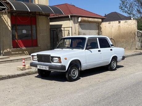 LADA (VAZ) 2107