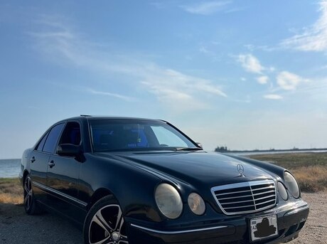 Mercedes E 320