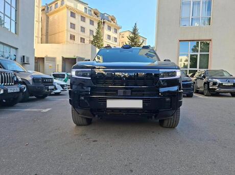 BYD Leopard 8