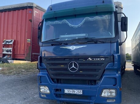 Mercedes Actros 1844