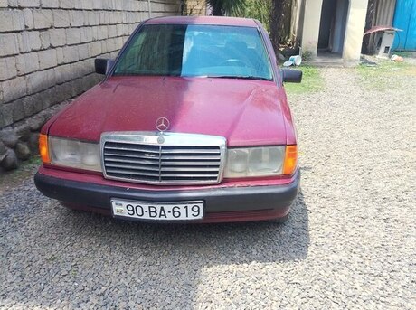 Mercedes 190
