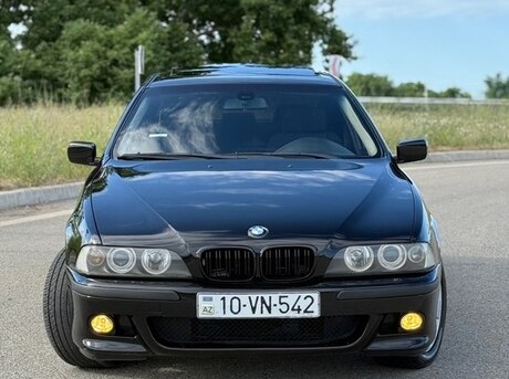 BMW 523