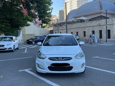 Hyundai Accent