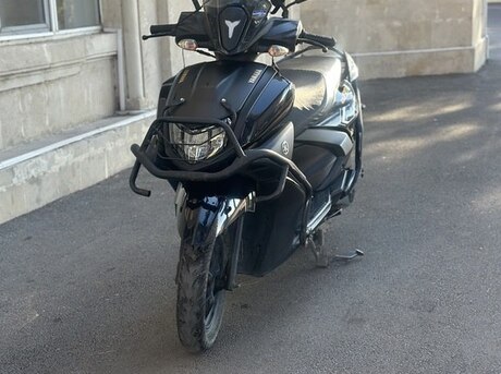 Yamaha RayZR Street Rally 125