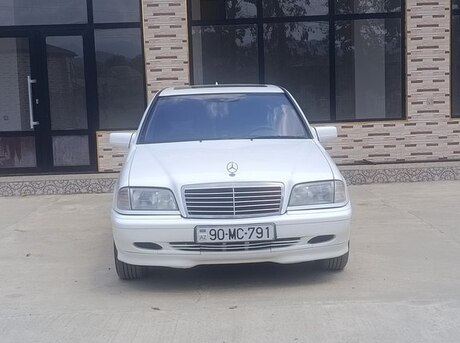 Mercedes C 220