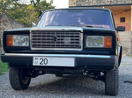 LADA (VAZ) 2107