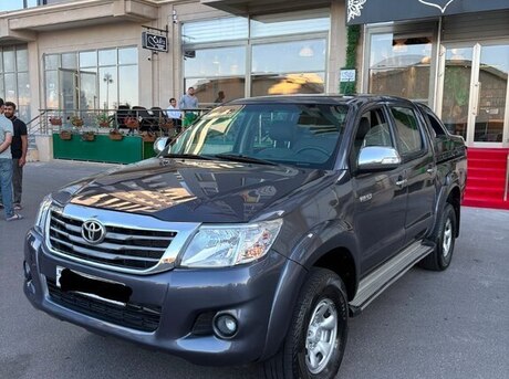 Toyota Hilux