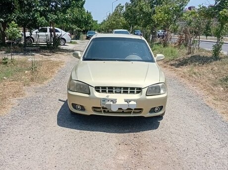Hyundai Accent