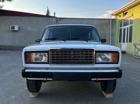 LADA (VAZ) 2107